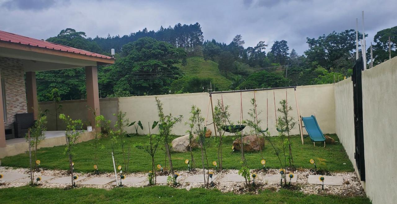 Sunflower Village Villa Girasoles Jarabacoa Buitenkant foto